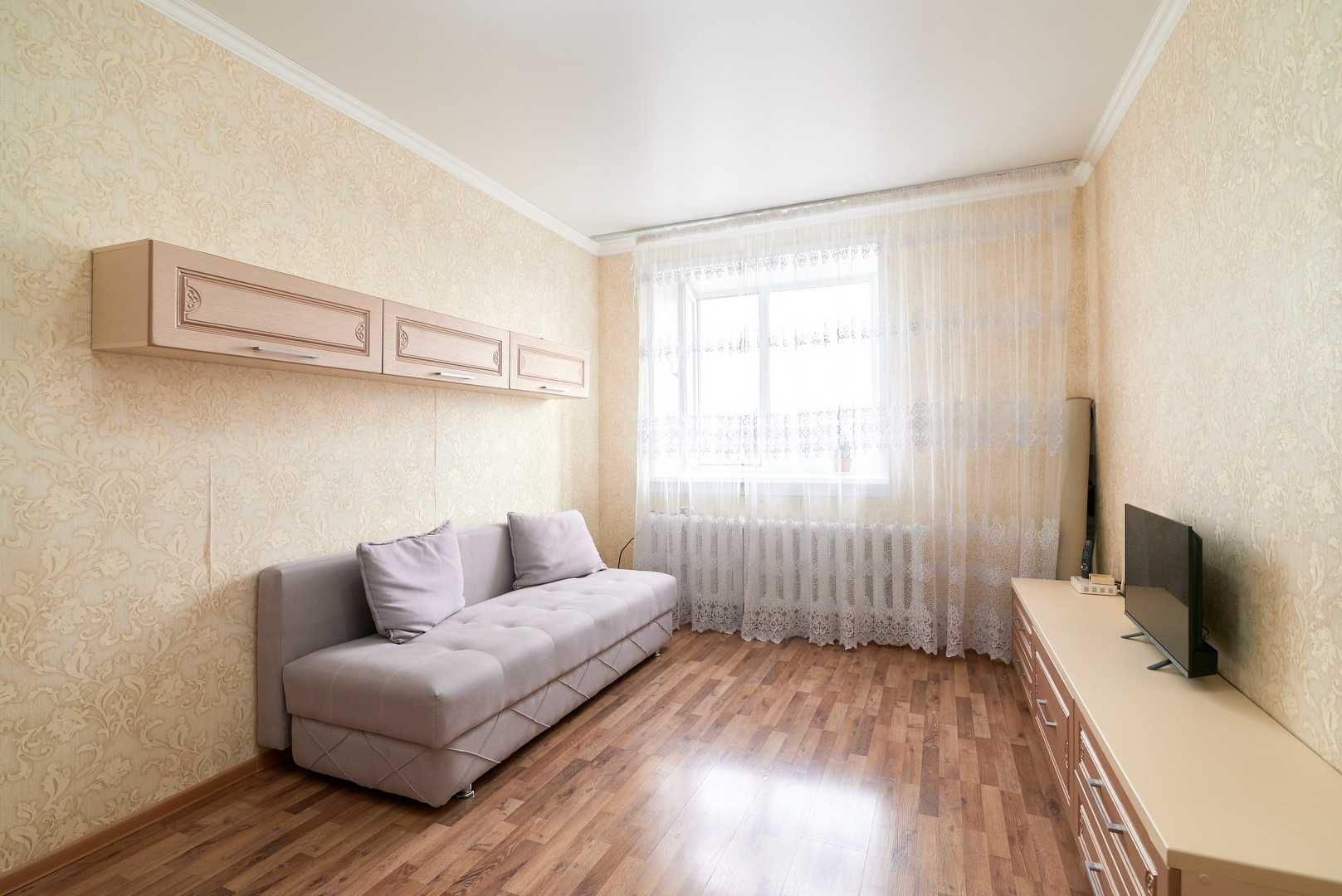 В продаже 2 ком студия в центре левого берега