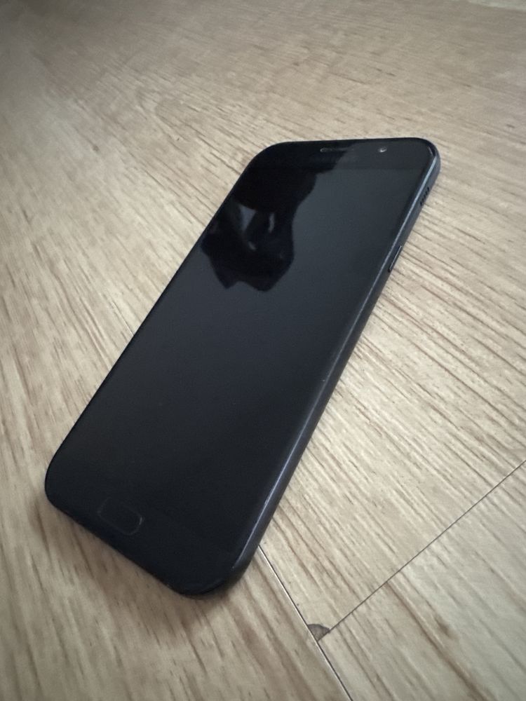 Samsung Galaxy A7 (2017)