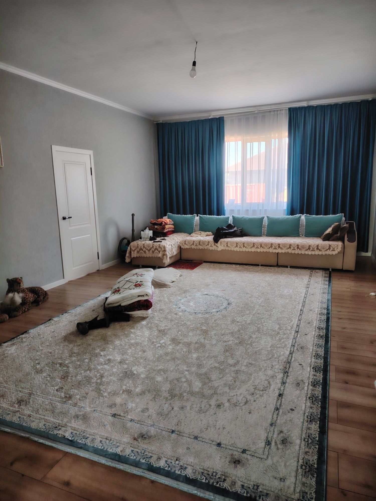 Продам дом находиться по ташкентская не доезжая Киз
