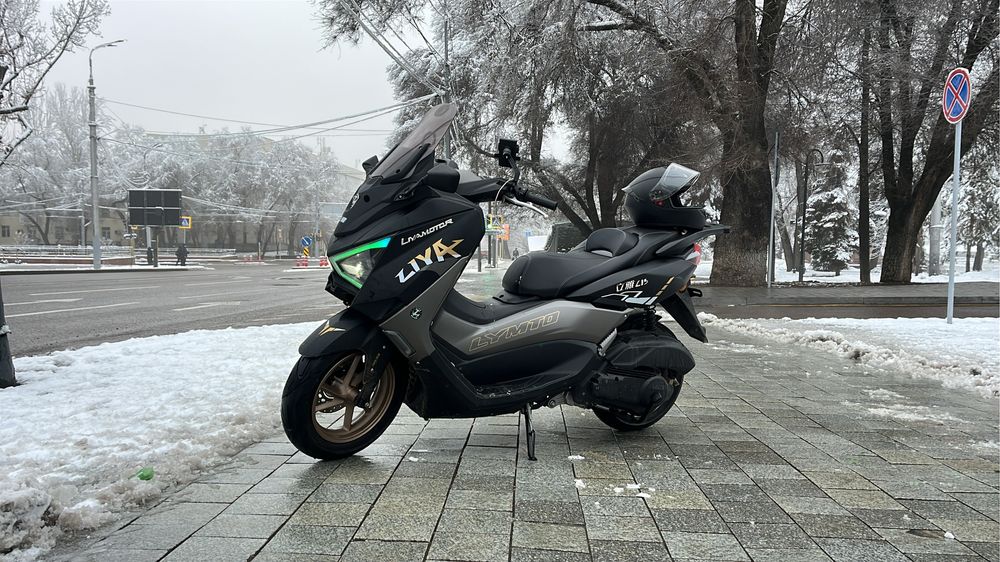 Продам мопед скутер li ya z max