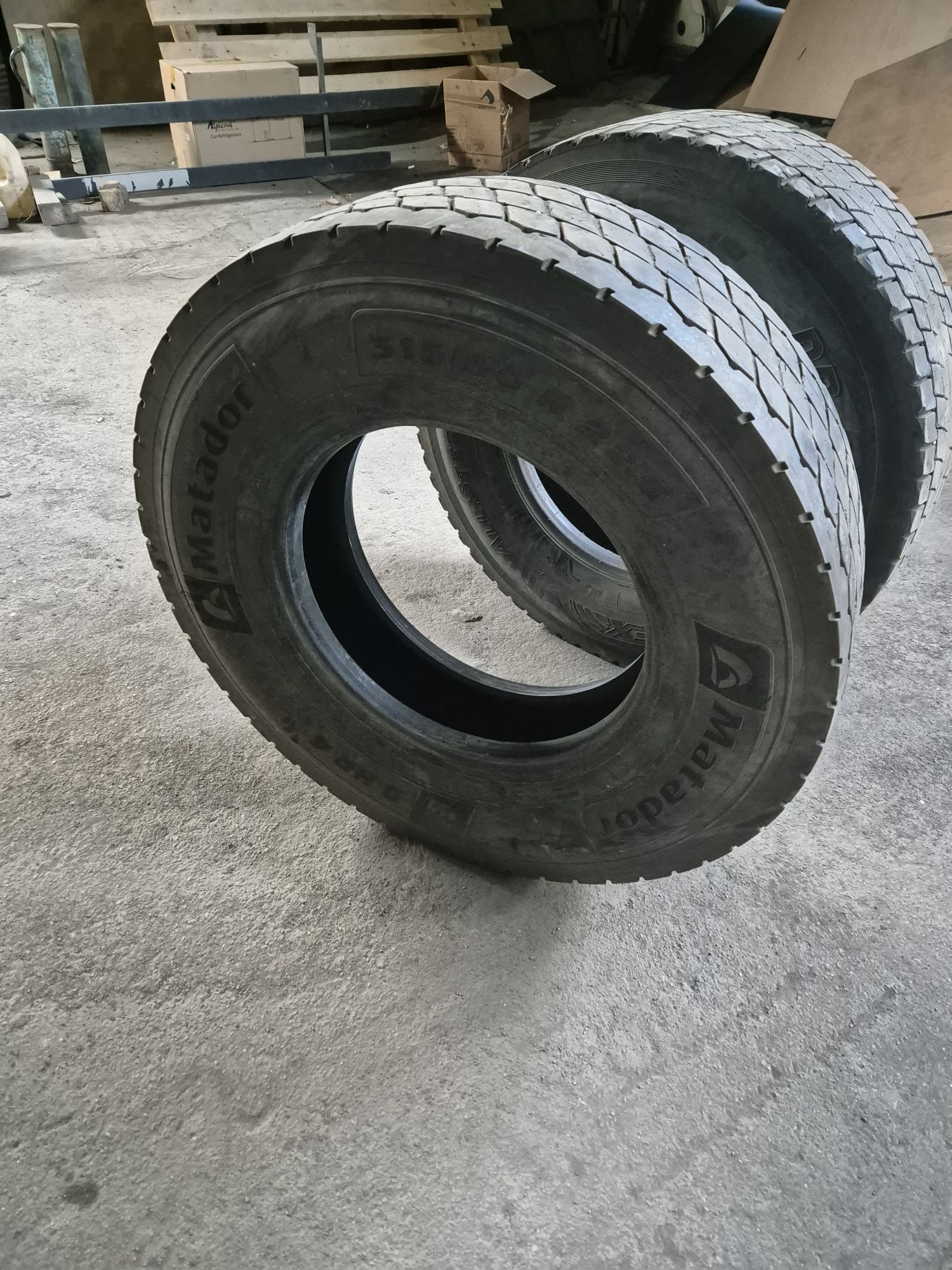 Продам грузовую резину matador d hr4 , 315/80/22,5