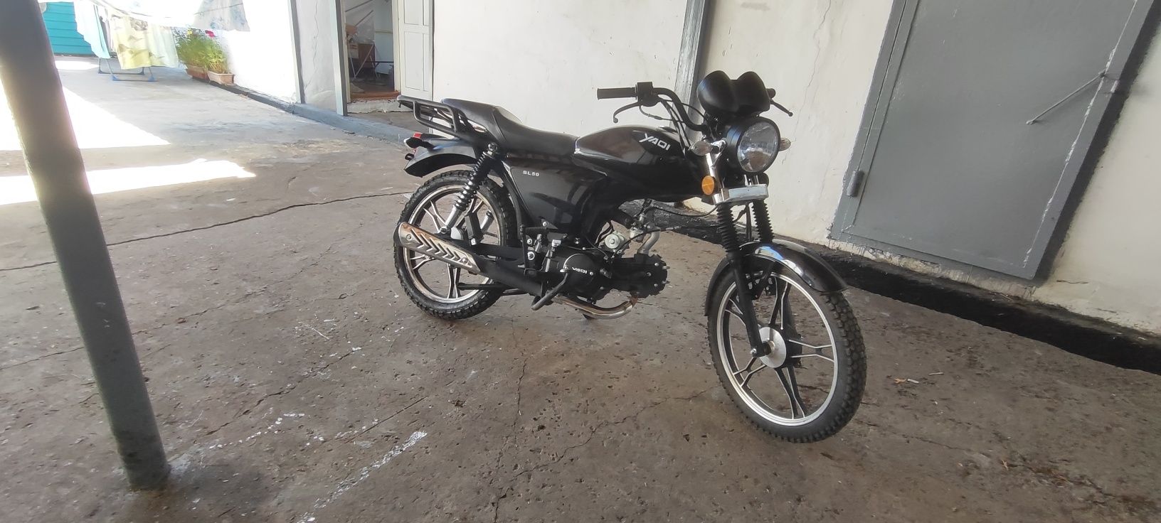Мотоцикл яки 125 куб