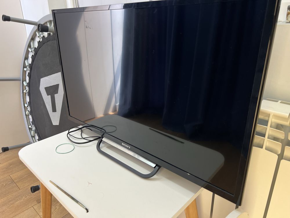Продам телевизор sony