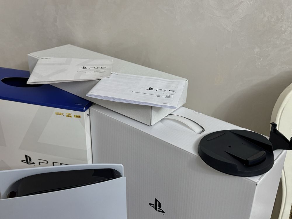 PlayStation 5 / В Идеале / Полный Комплект | +Игра