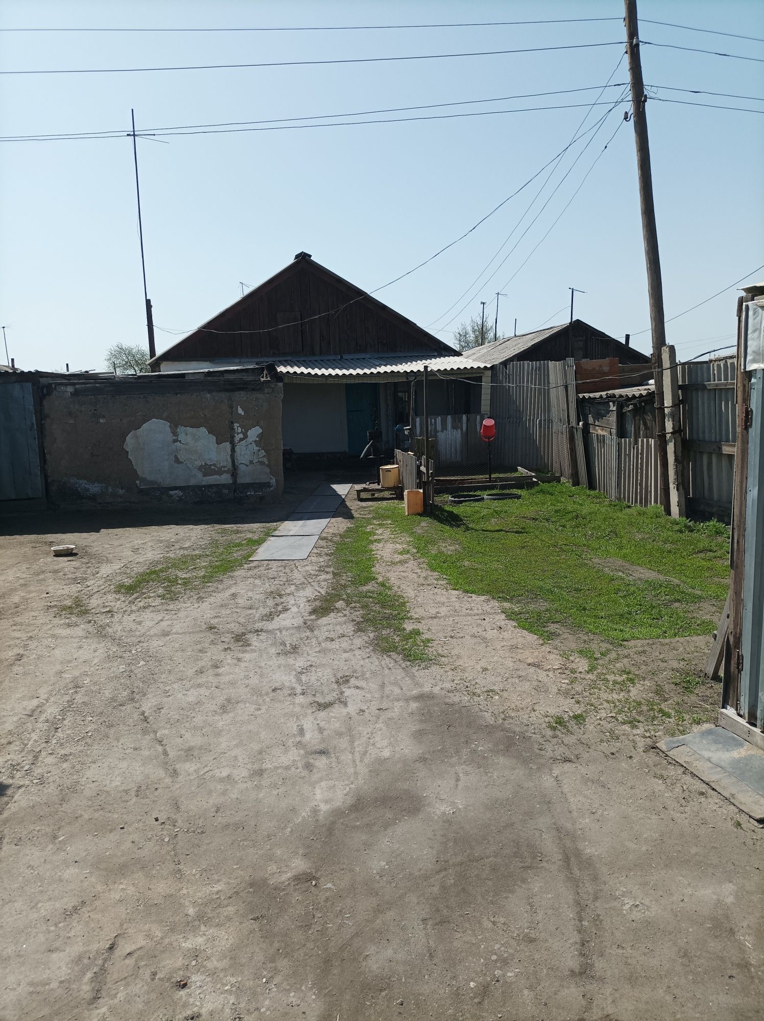 Часть пол дома состояние нормально