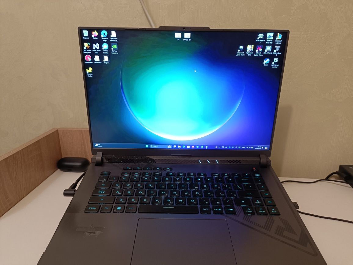 Asus ROG Strix g16, i9, rtx 4070, 32gb