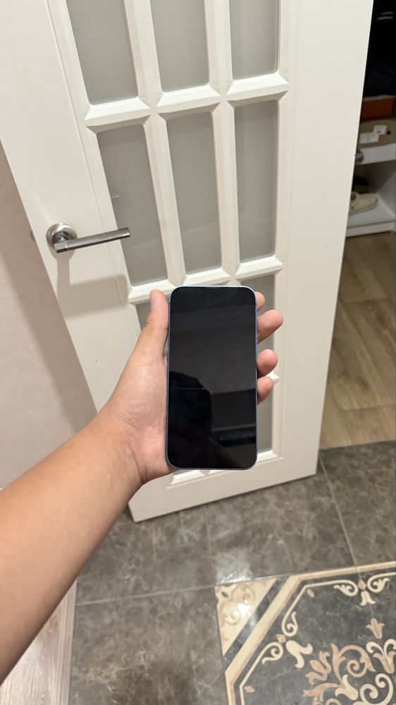 Продам iphone 13