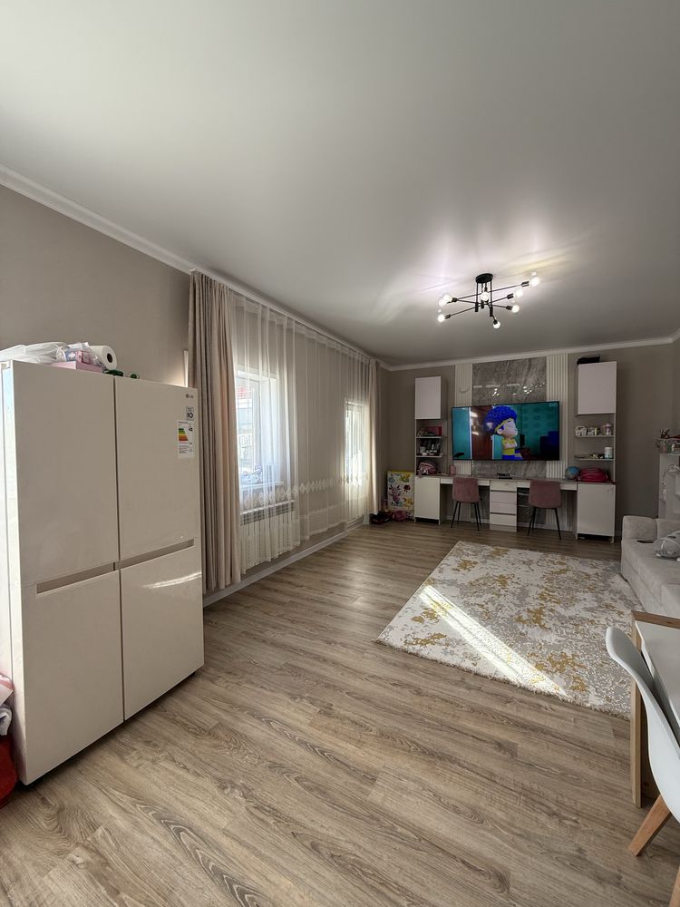 Продам 2 комнатную квартиру