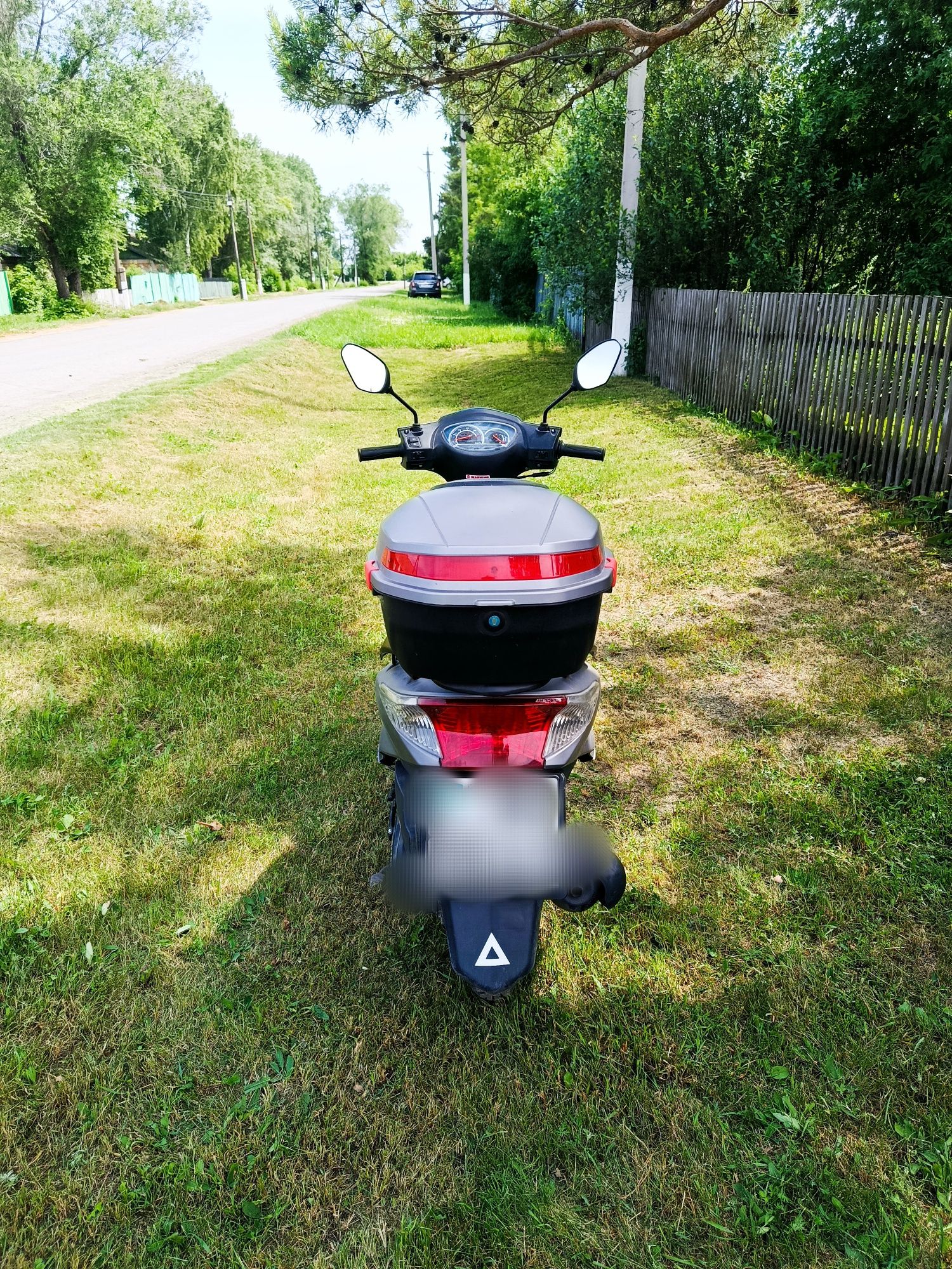 Продам скутер 50см3