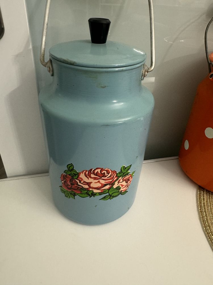 Продам бидончики новые