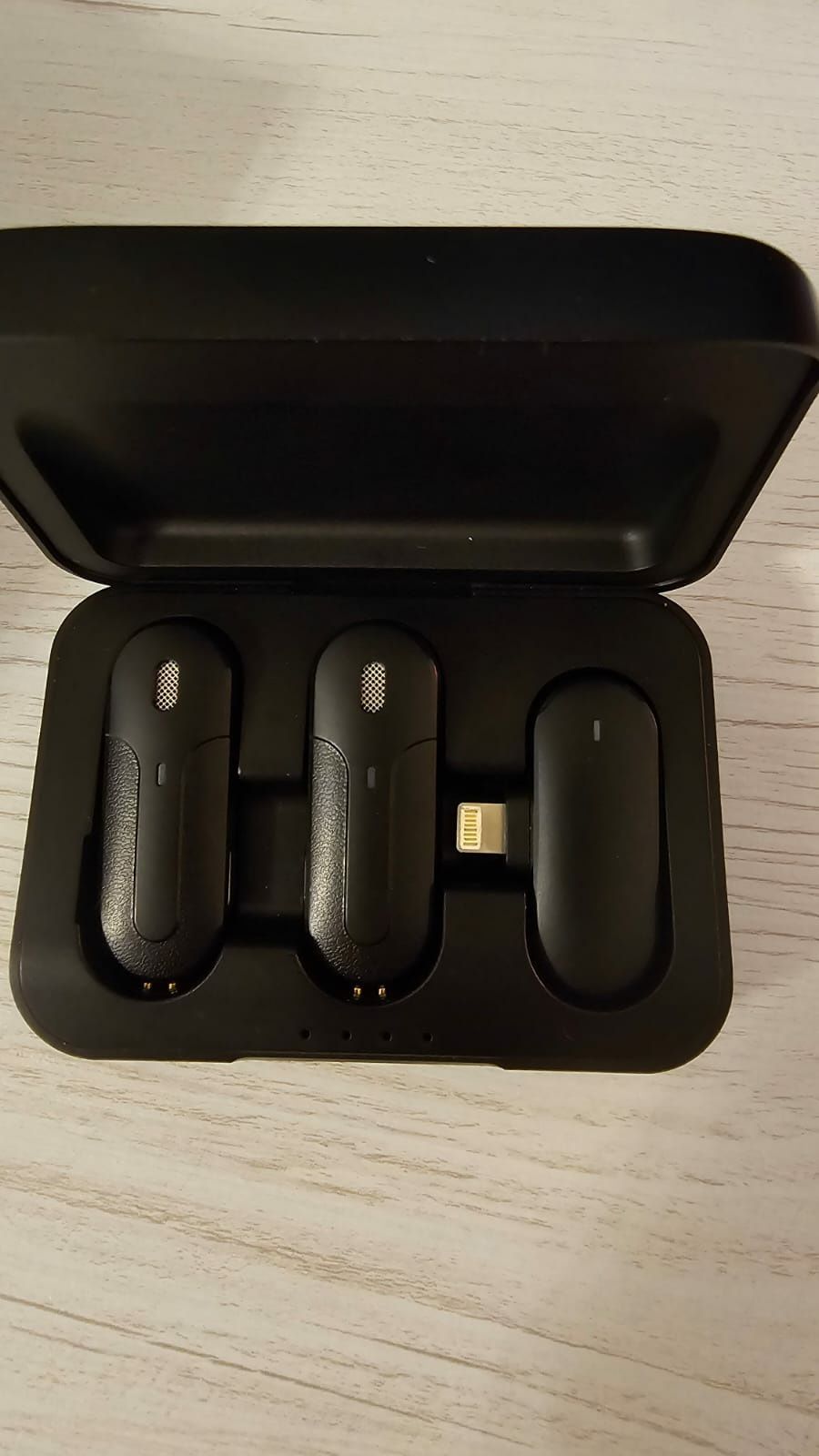 Wireless microphone (Беспроводной микрофон)