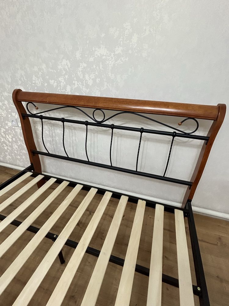 Продам кровать Малайзия