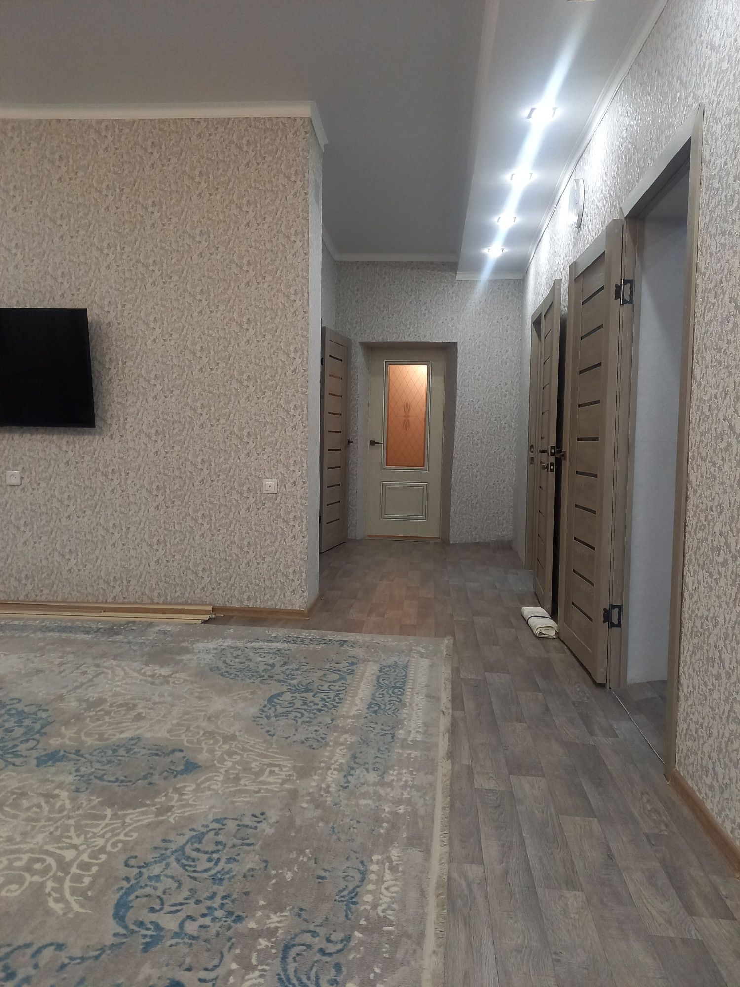 Срочно Продам дом 14мкр 4х комнатный