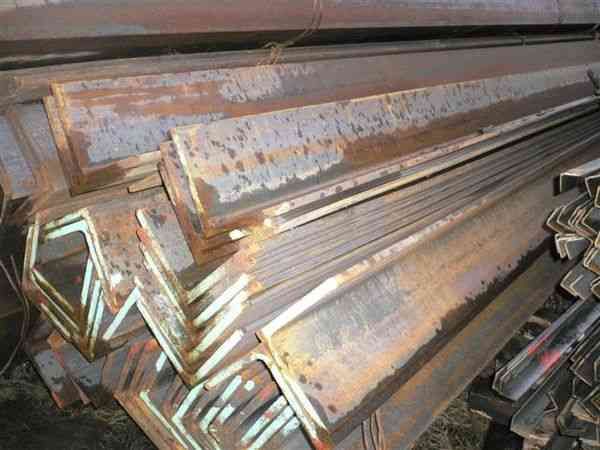 Уголок стальной,металл,лист,арматура,труба,кругляк,профтруба.