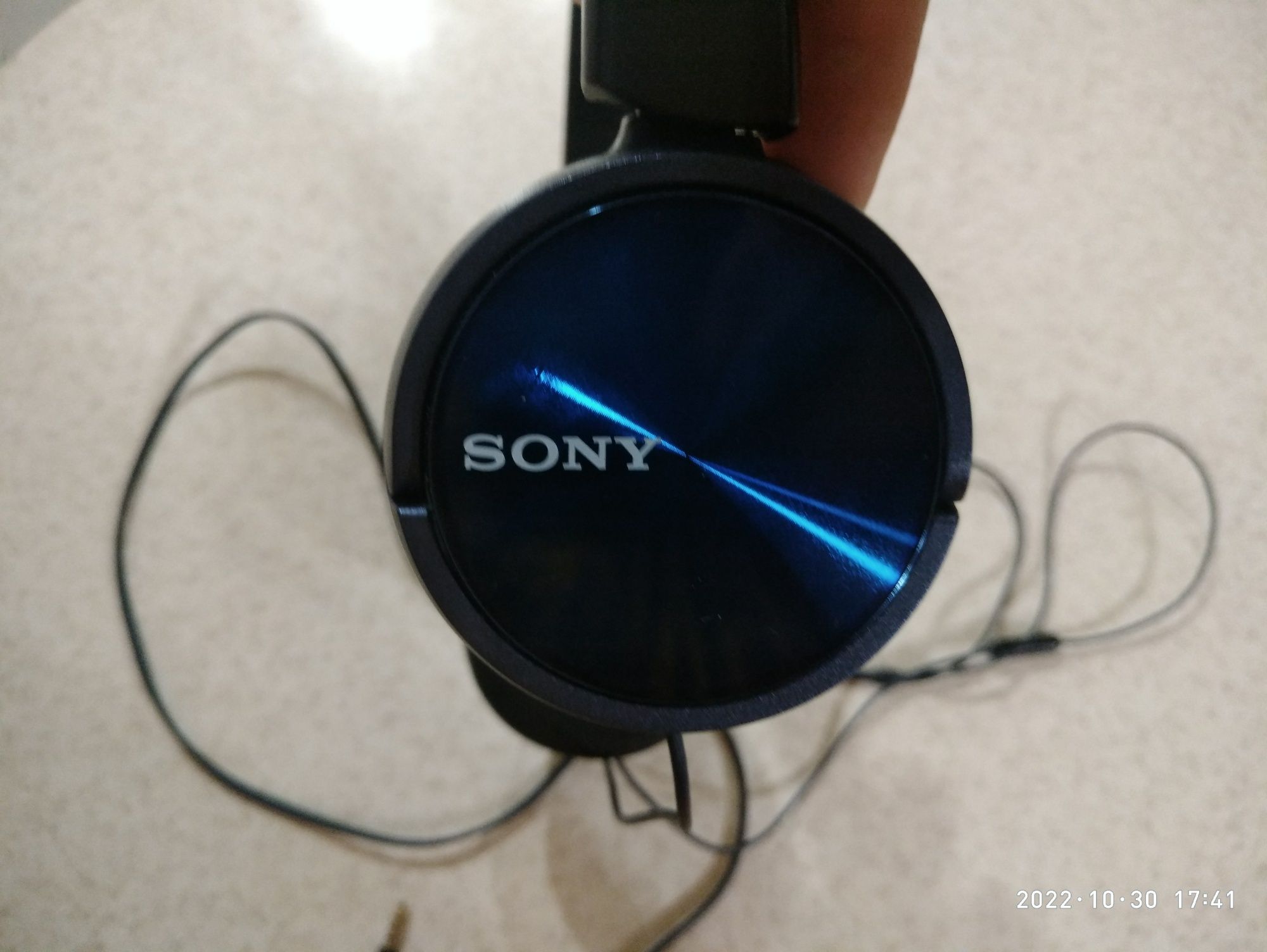 Наушники Sony проводные
