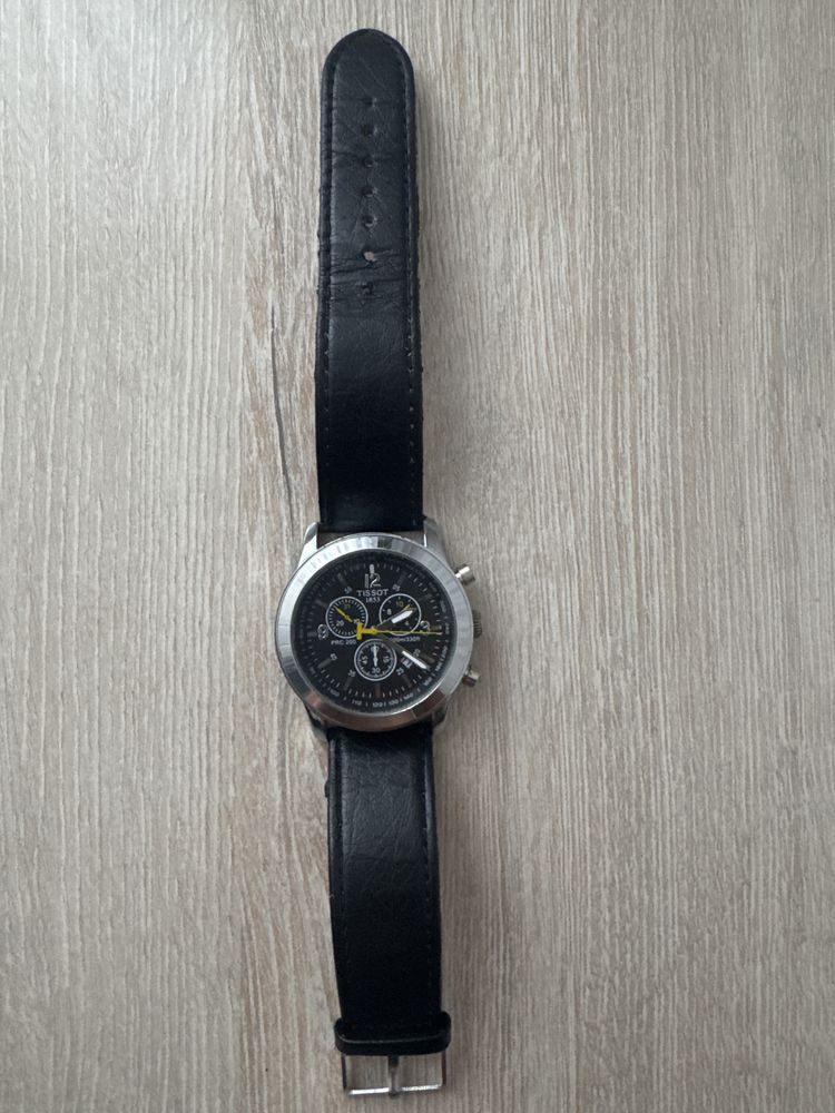 Часы TISSOT в хорошем состоянии