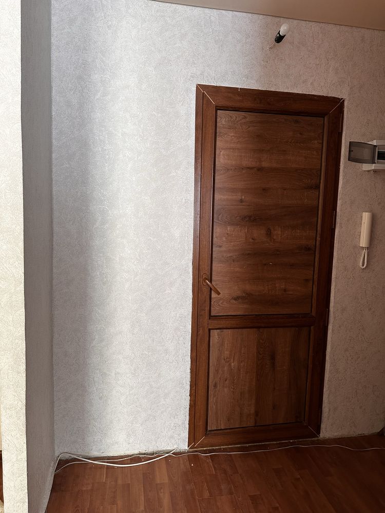 Сдам однушку ул Валиханова