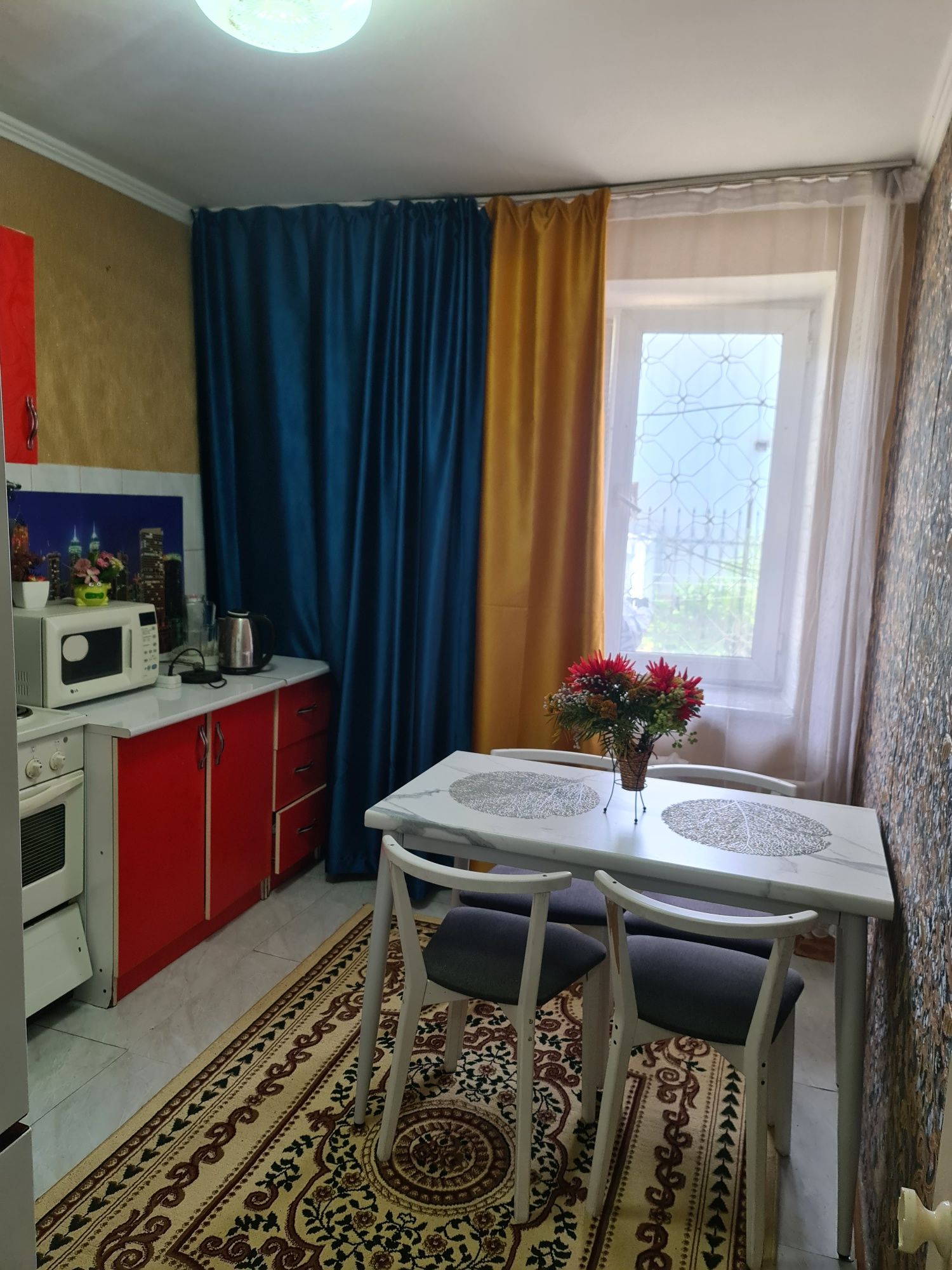 Сдам посуточно и Почасовую 1 ком квартиру