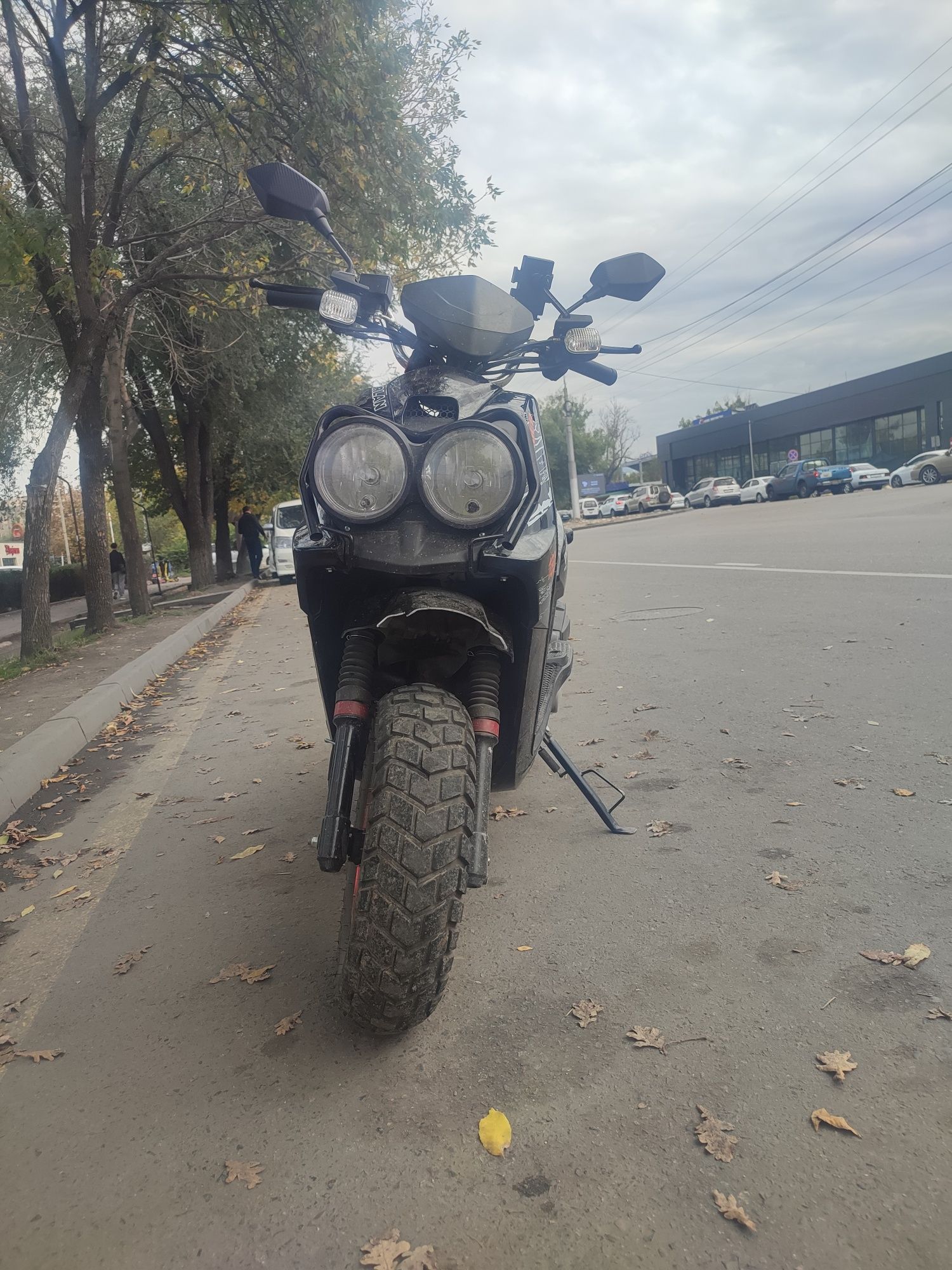 Бумер мопеды сатылады срочна