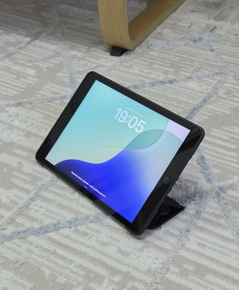 Планшет айпад ipad Ipad 7 в хорошем состоянии