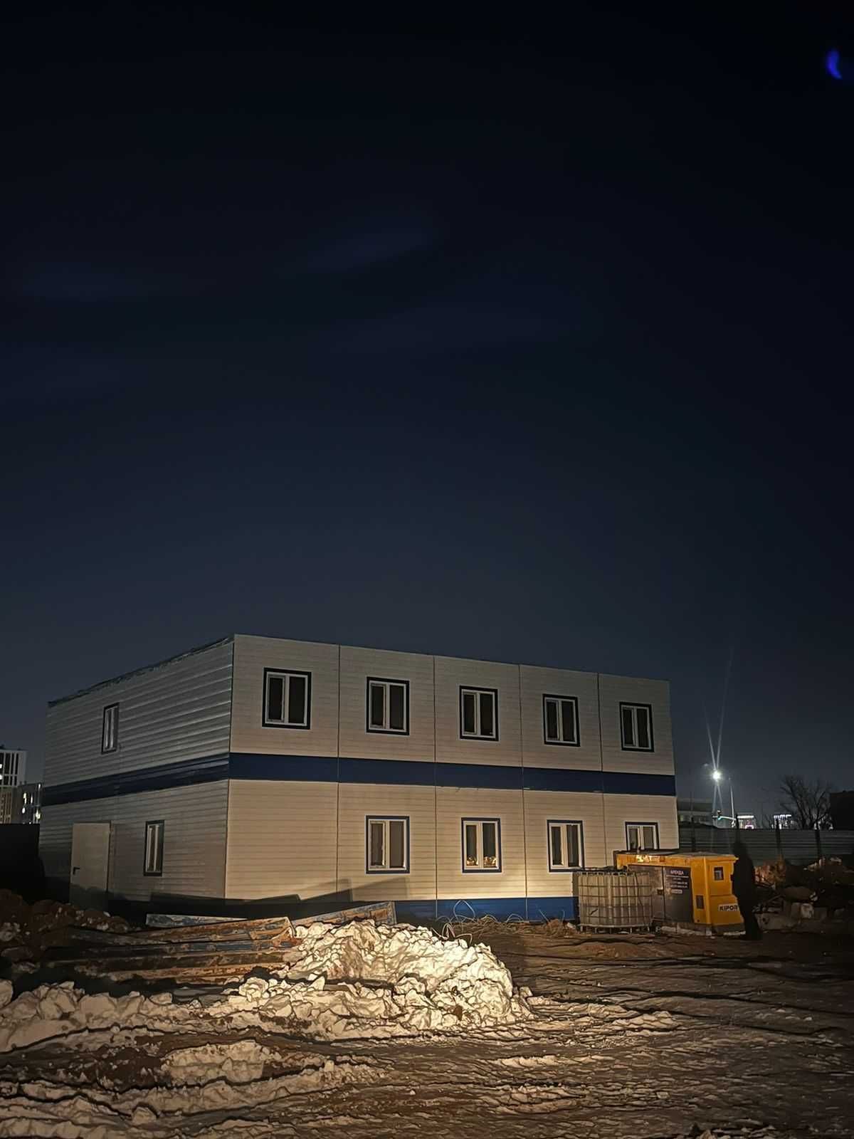 Двухэтажное модульное здание 12х12х2,5 (высота внутри)