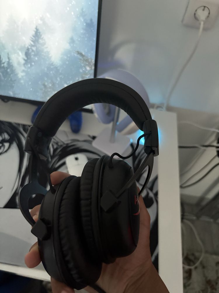 *Наушники HyperX Cloud Core 7.1 черный