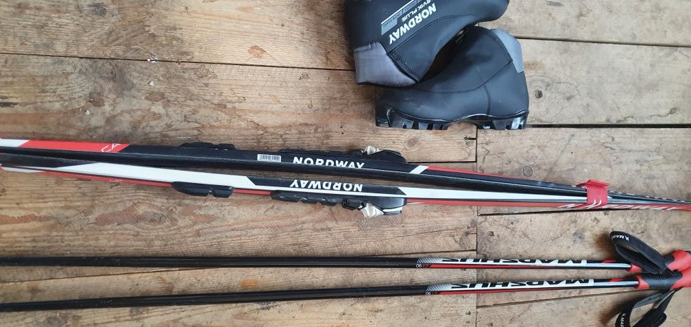 Продам лыжи новые Nordway 170 и обувь  39 р