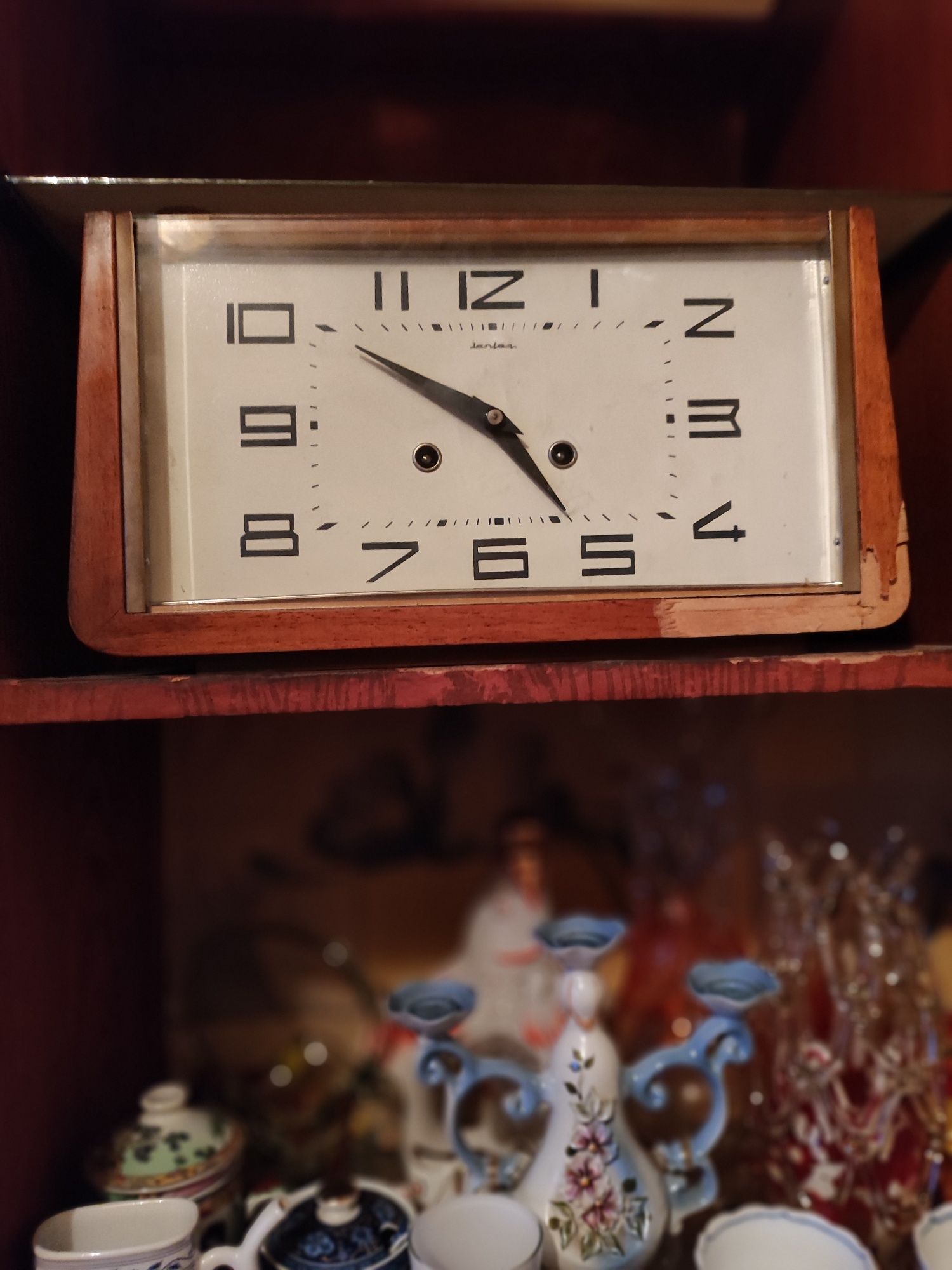 Антиквариат .Часы рабочие прошлого века 50 тыс.тенге