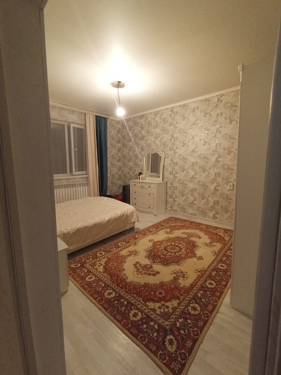 Продам спальную гарнитуру