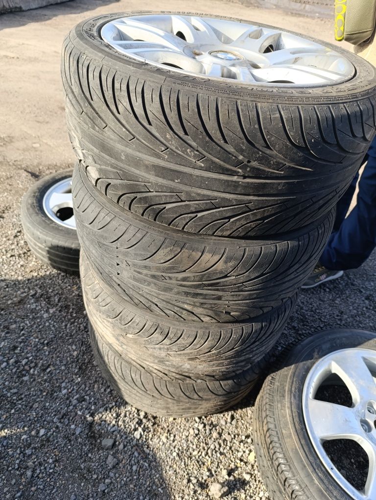 Диски л.п R17 с резиной на BMW