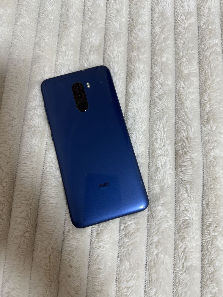 Продам смартфон  POCO F1 6/128Гб Рассрочка