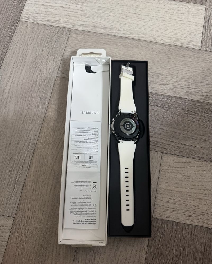 Часы Samsung wath 3 (2021)