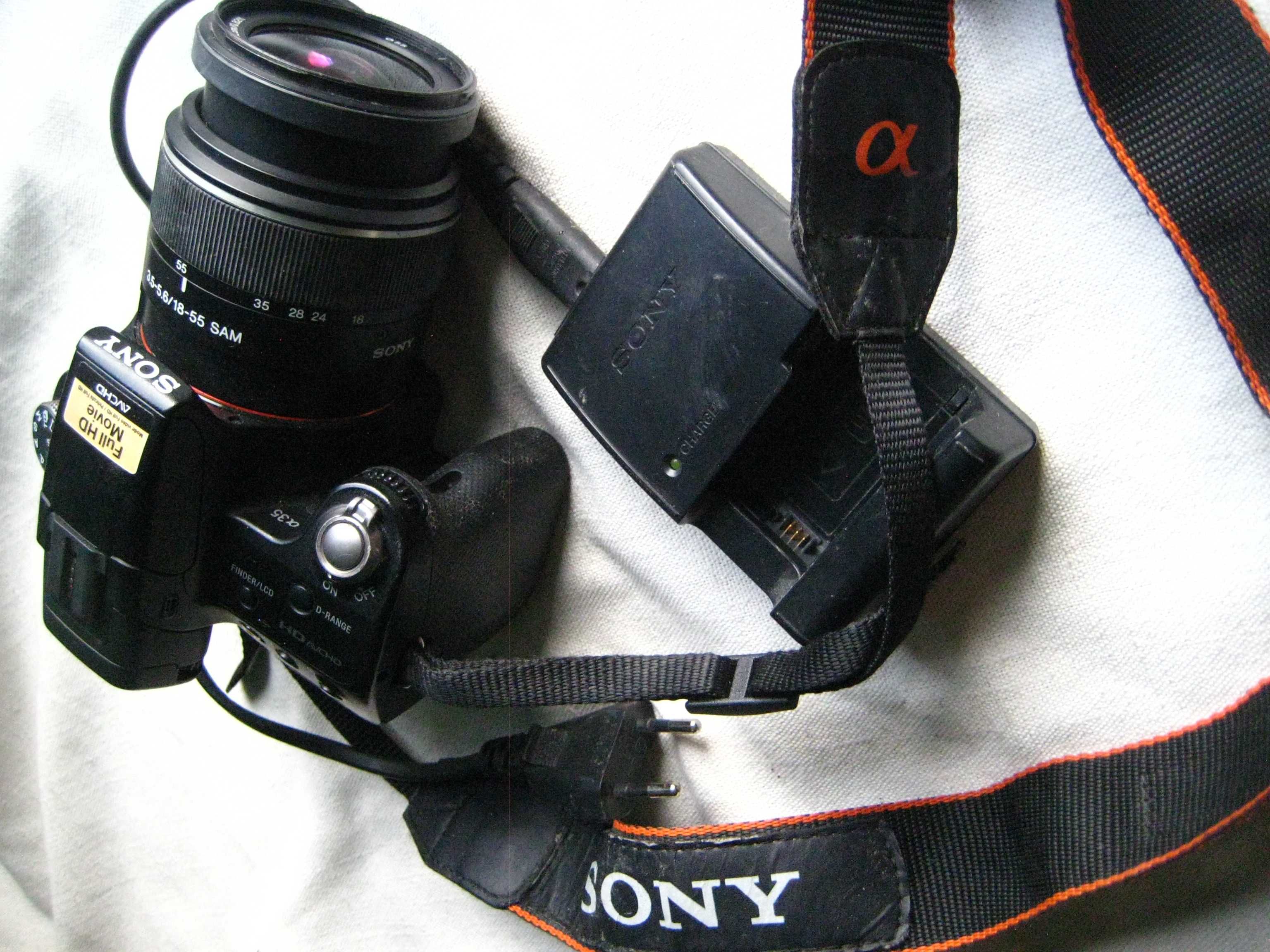 Камера  Sony с зарядкой Рабочая - батарея держит несколько дней