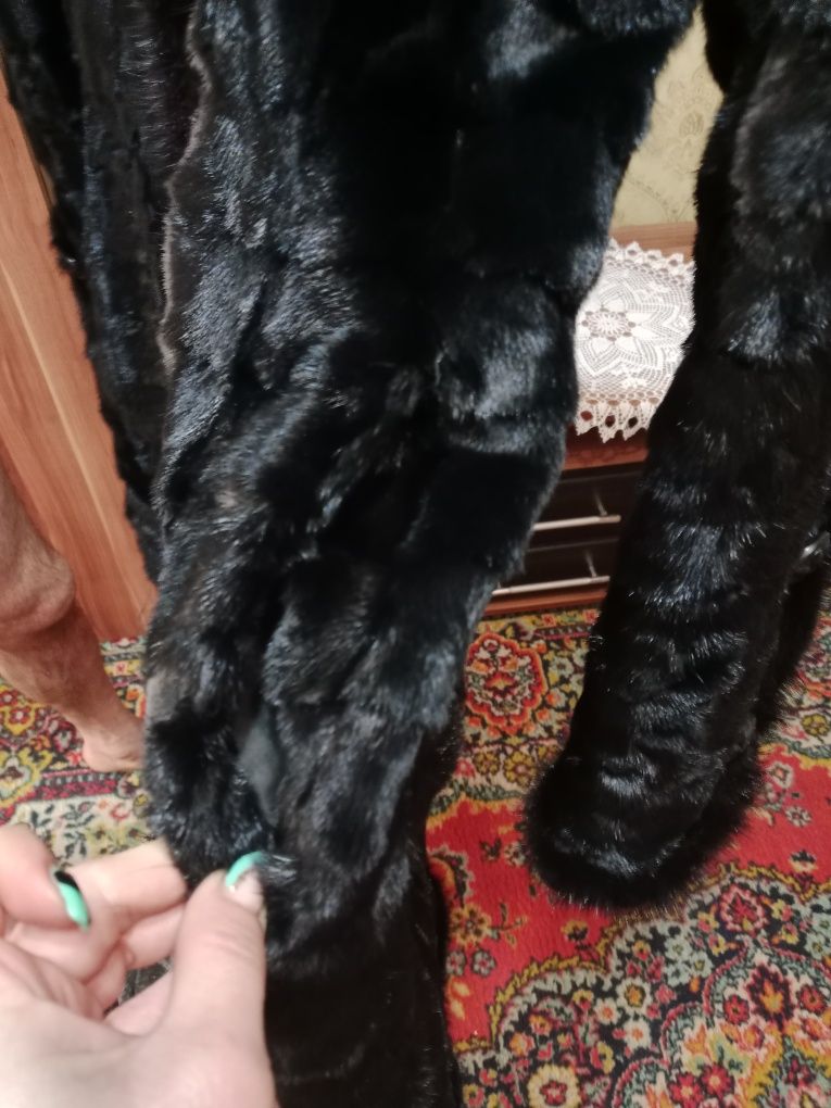 Продам шубу норковую кусковую