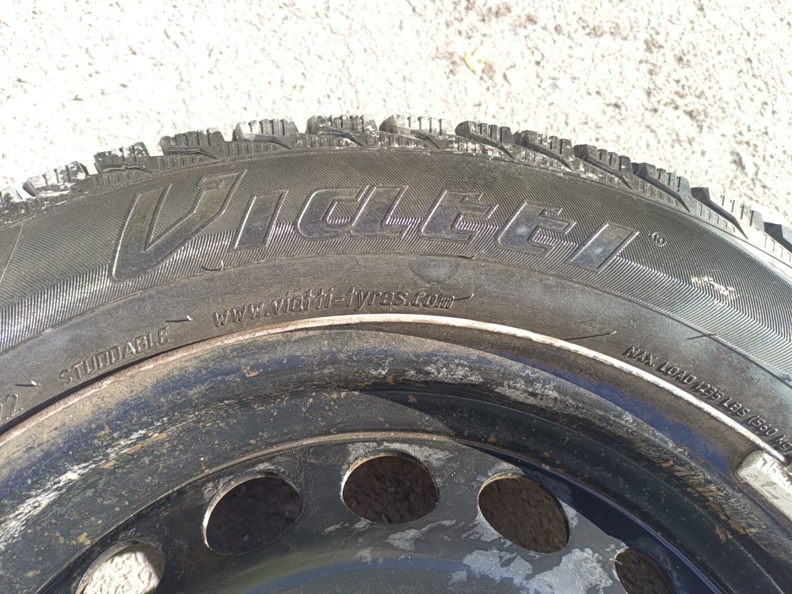 Шины зимние 185/65/15
