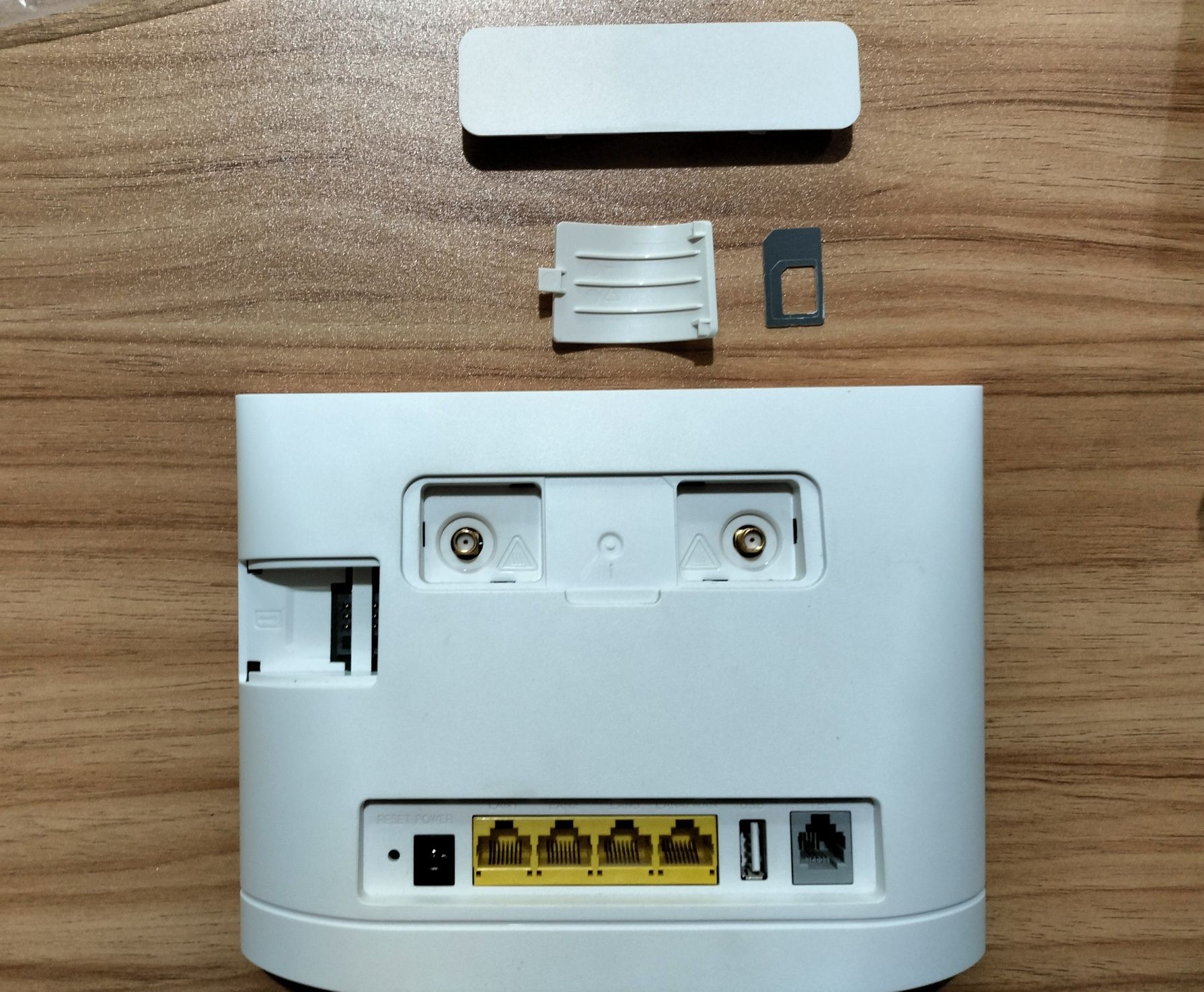 4G роутер Huawei B315