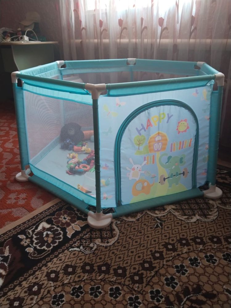 Продается комплект, коляска манеж, кровать