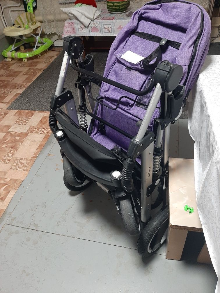 Продам коляску детскую.