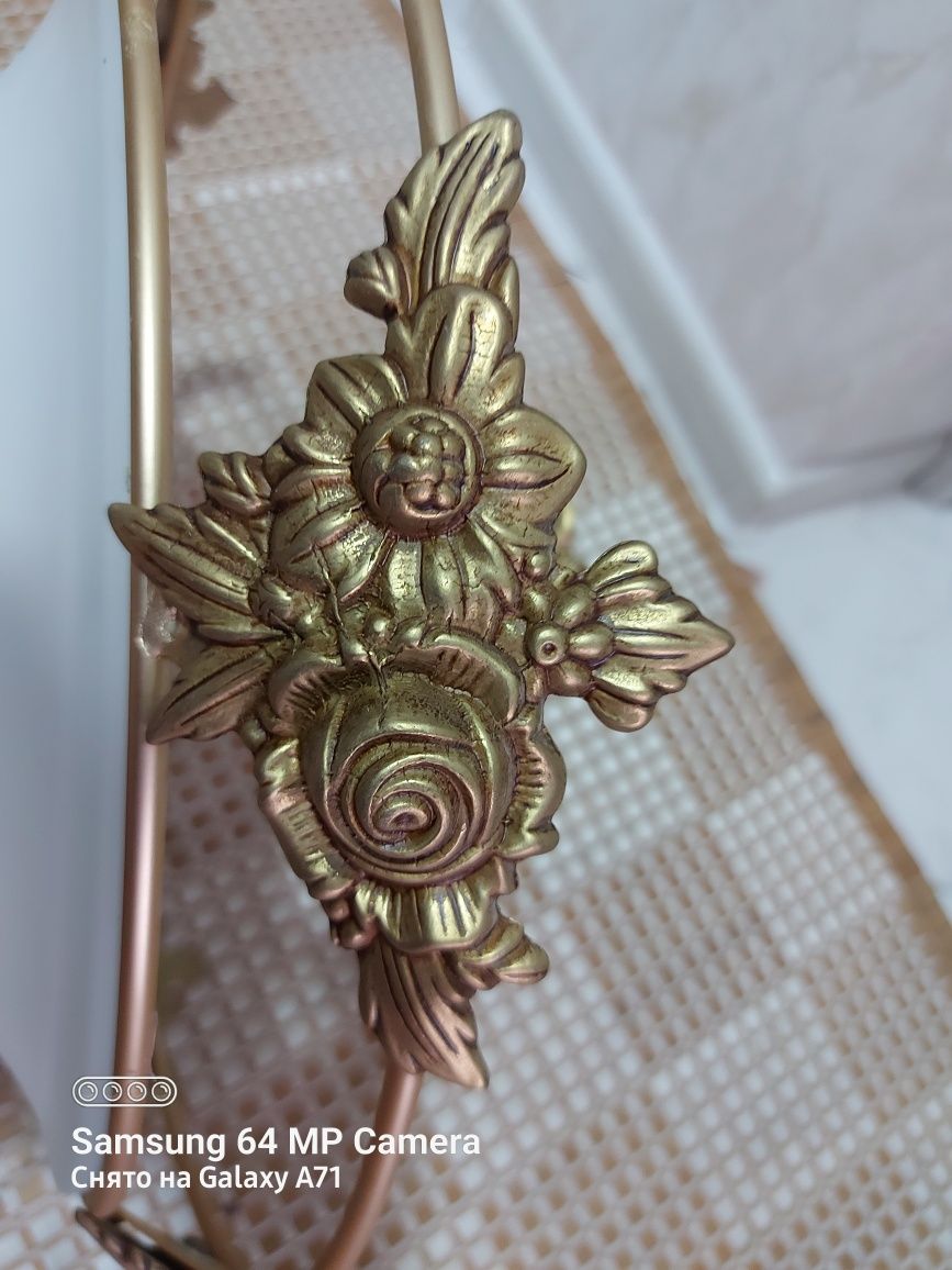 Продам люстрю,  хорошего качества, чистая бронза