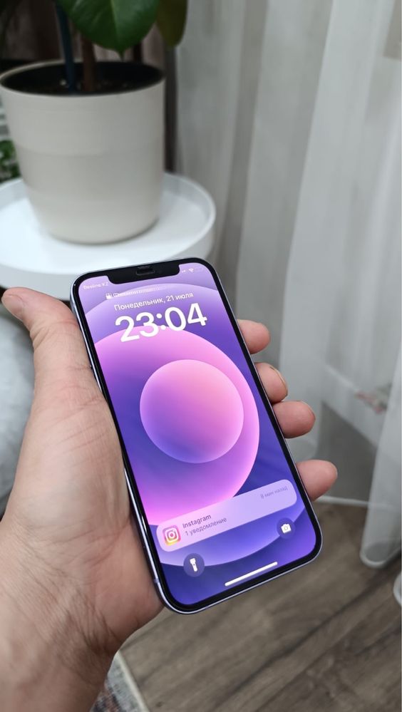 Продам iPhone 12 фиолетовый 128 gb