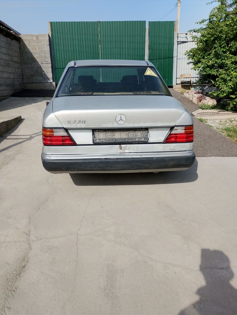 Mercedes bens e220