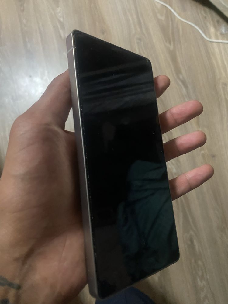 Samsung s25 Ultra 256g срочно