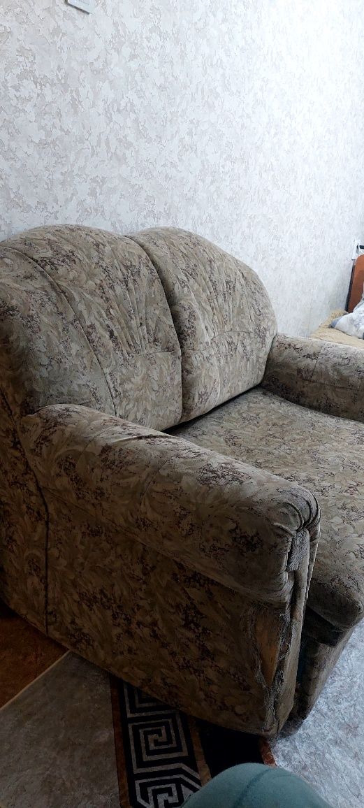 Продам диван. Самовывоз