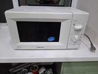 Микровалновка samsung модель ce 2718NR