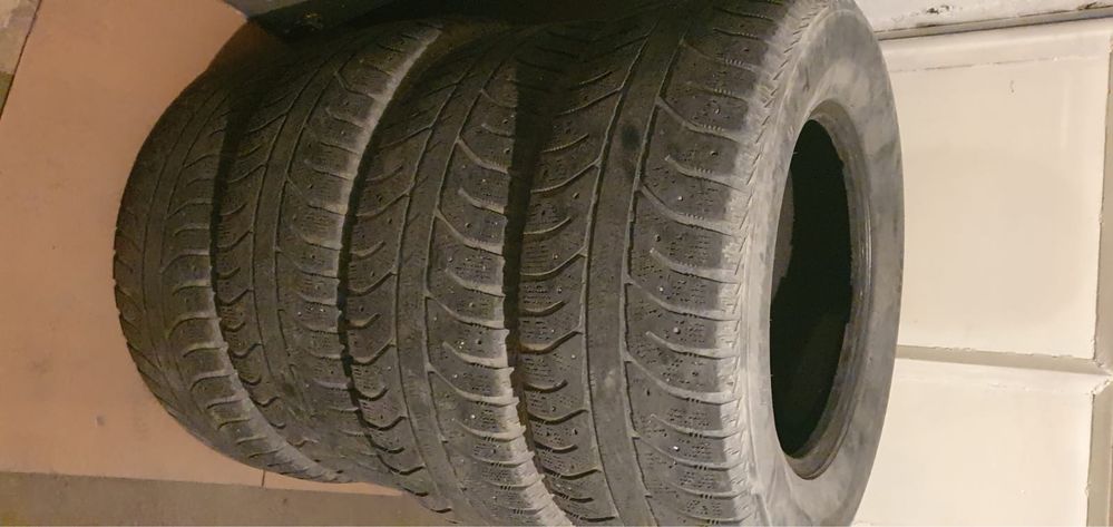 Автошины в отличном состоянии 7 шин за 45 тыс тенге