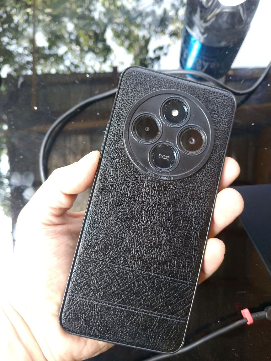 Продам телефоны Poko C 75
