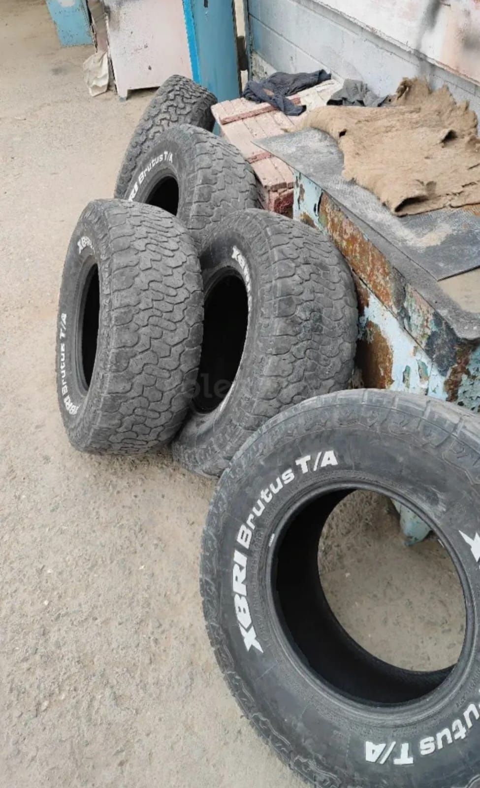 Продам резину XBRI Brutus 285/75
 R16