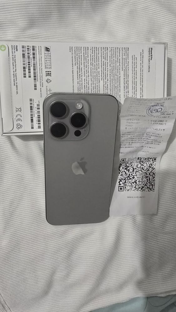 Продам Айфон 15 про