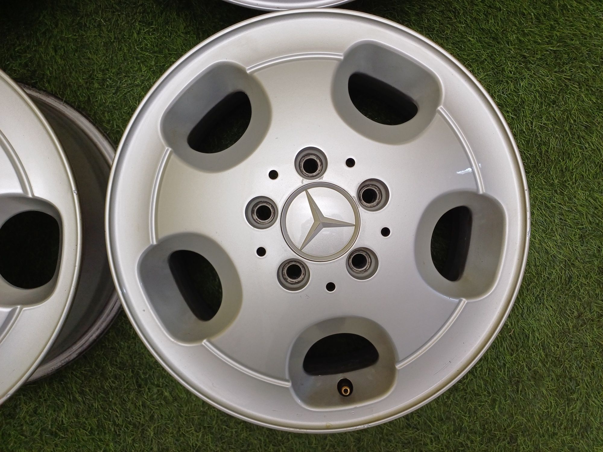 Диски R15 5×112 на Mercedes и другие.