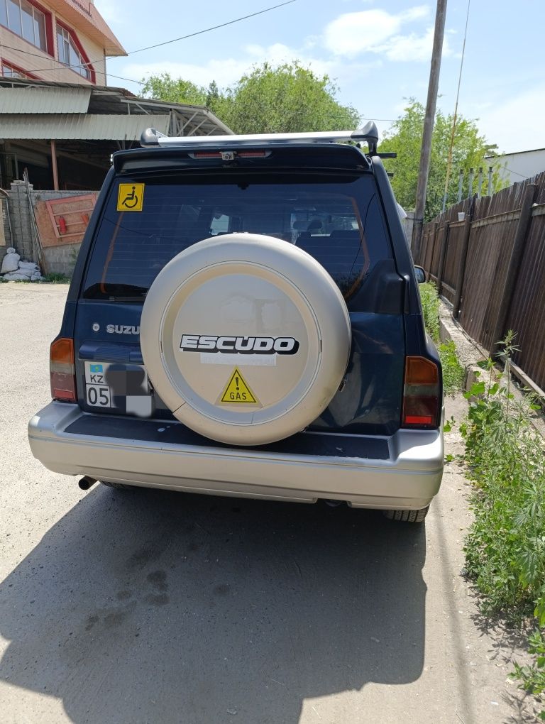 Продам Suzuki Escudo